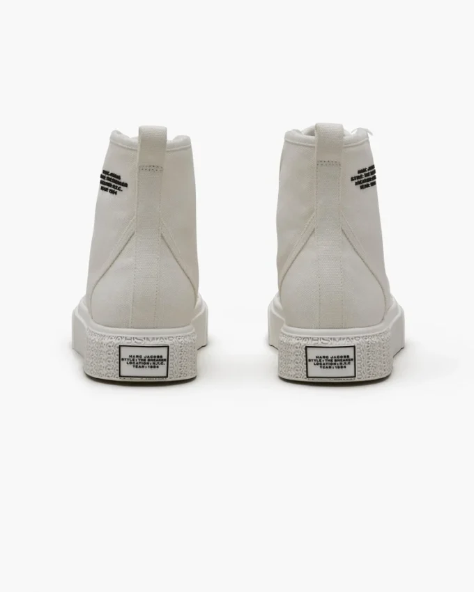 Las zapatillas altas Las zapatillas altas