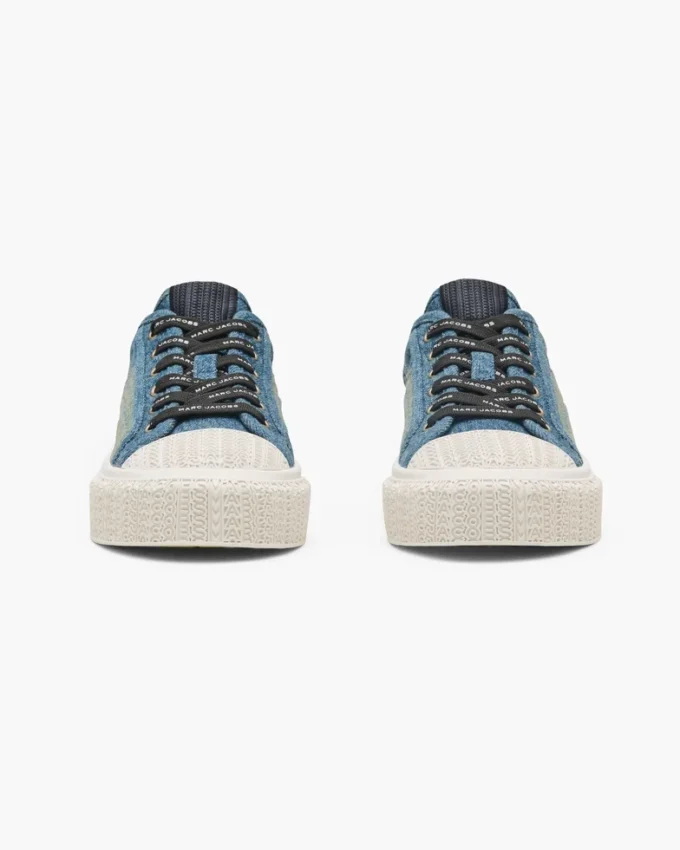 Las zapatillas de denim deconstruidas
