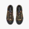 Las zapatillas de lona estampada