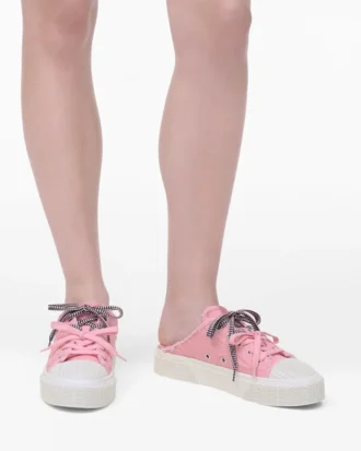 Las zapatillas tipo mule