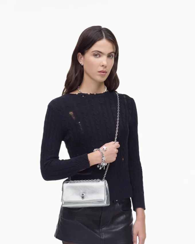 Mini bolso con doble cadena metálica Mini bolso con doble cadena metálica