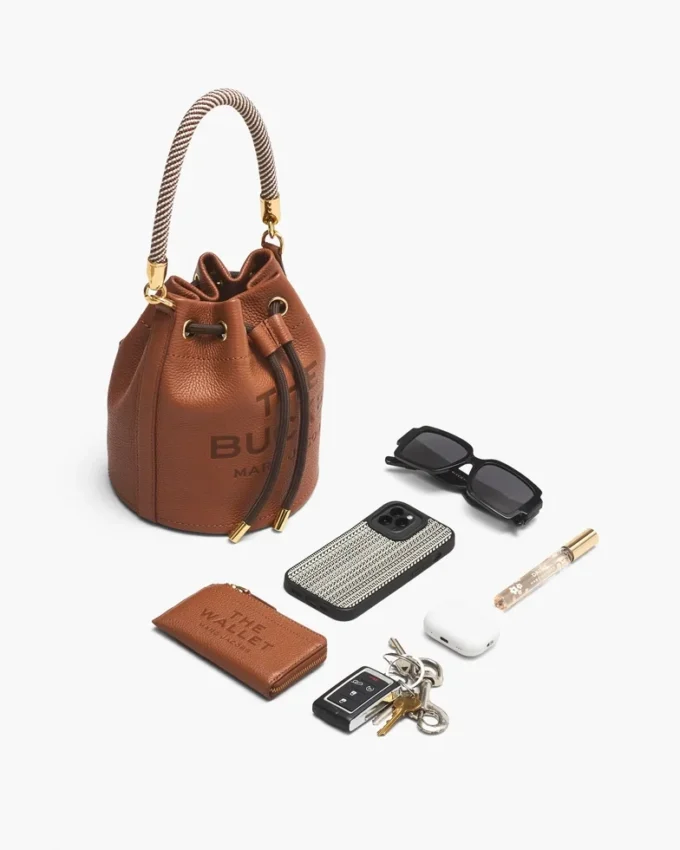 The Bucket Bag de piel The Bucket Bag de piel