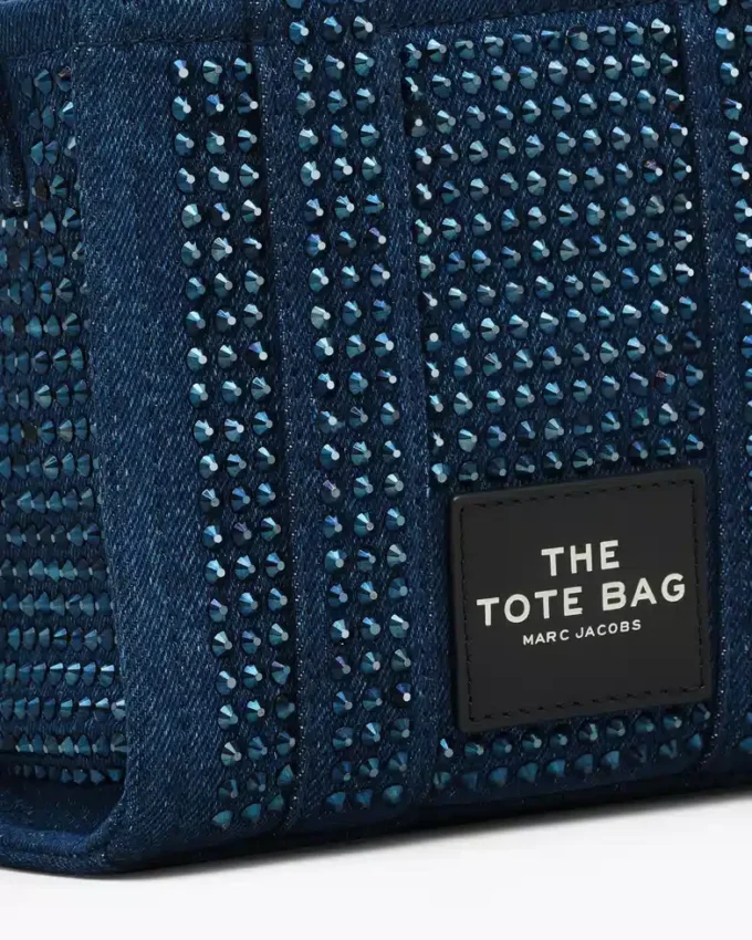 The Crystal Denim Tote Bag cruzado