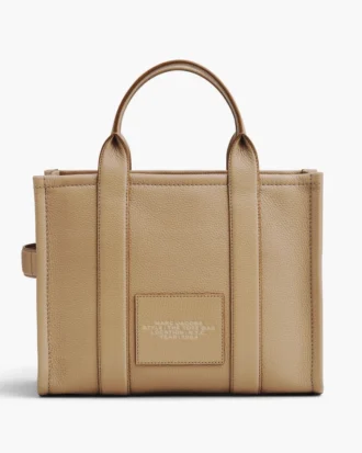 The Medium Tote Bag of leather