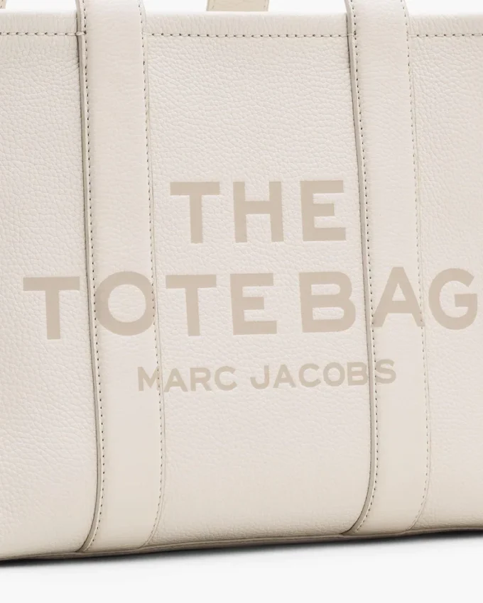The Medium Tote Bag of leather The Medium Tote Bag of leather
