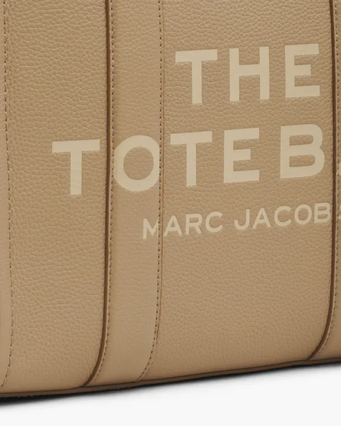 The Medium Tote Bag of leather The Medium Tote Bag of leather