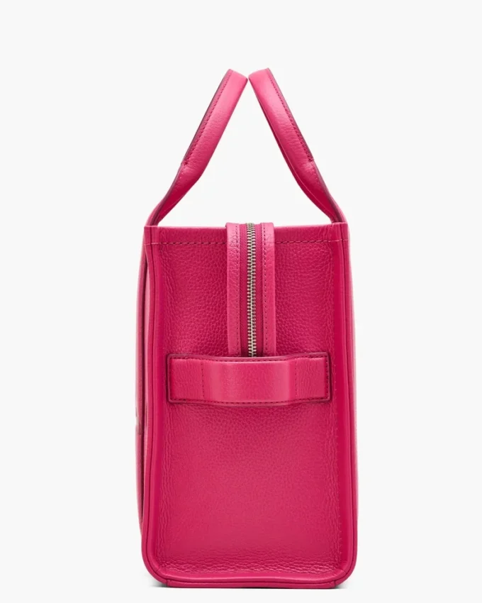 The Medium Tote Bag of leather The Medium Tote Bag of leather