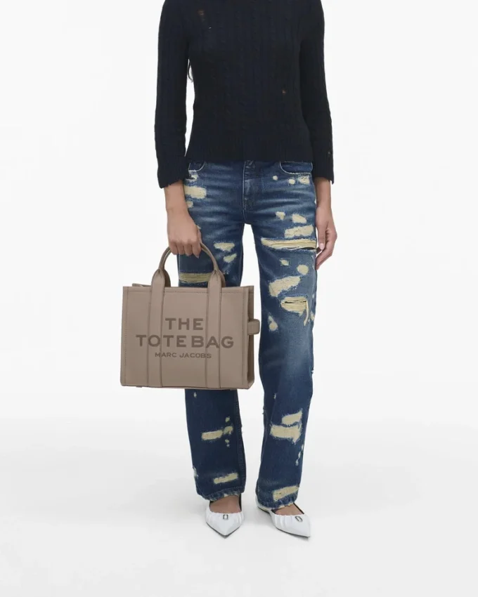 The Medium Tote Bag of leather The Medium Tote Bag of leather