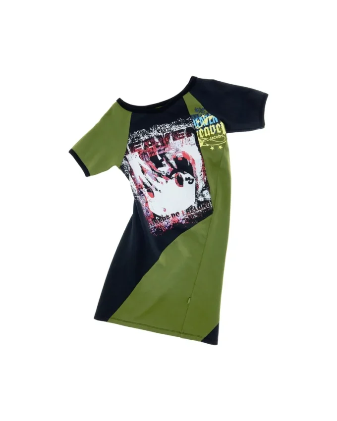 Vestido camiseta retorcido