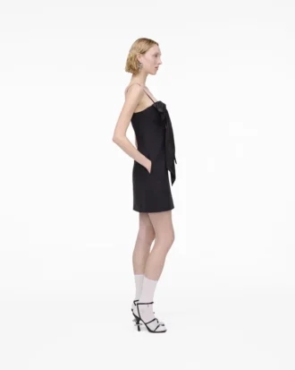 Vestido con lazo