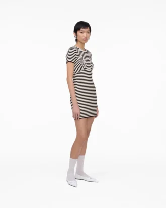 Vestido de punto con costuras