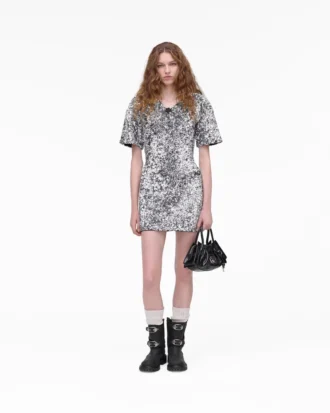 Vestido de punto con cuello en V y lentejuelas